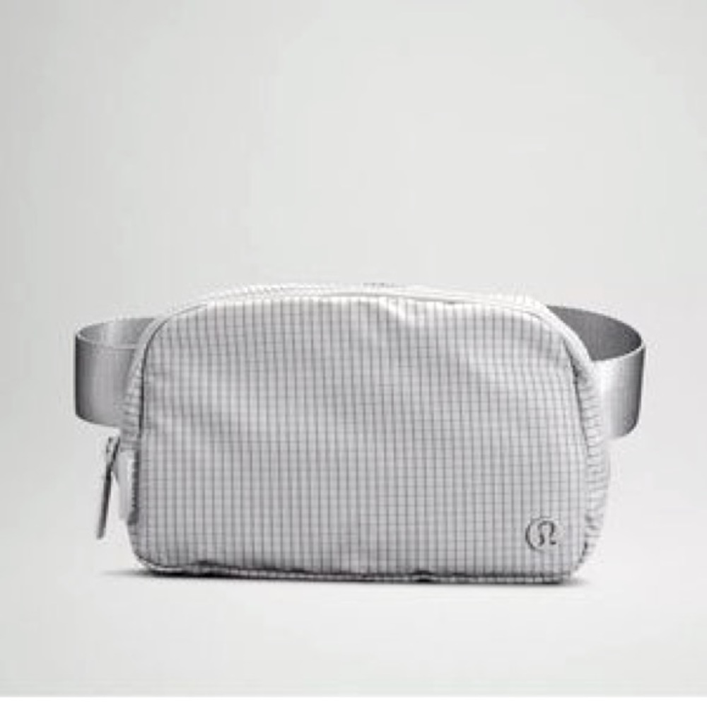 Lululemon Everywhere Belt Bag *ORIGINAL STRAP*